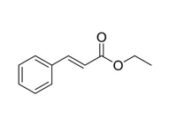 肉桂酸乙酯，99%(GC) 